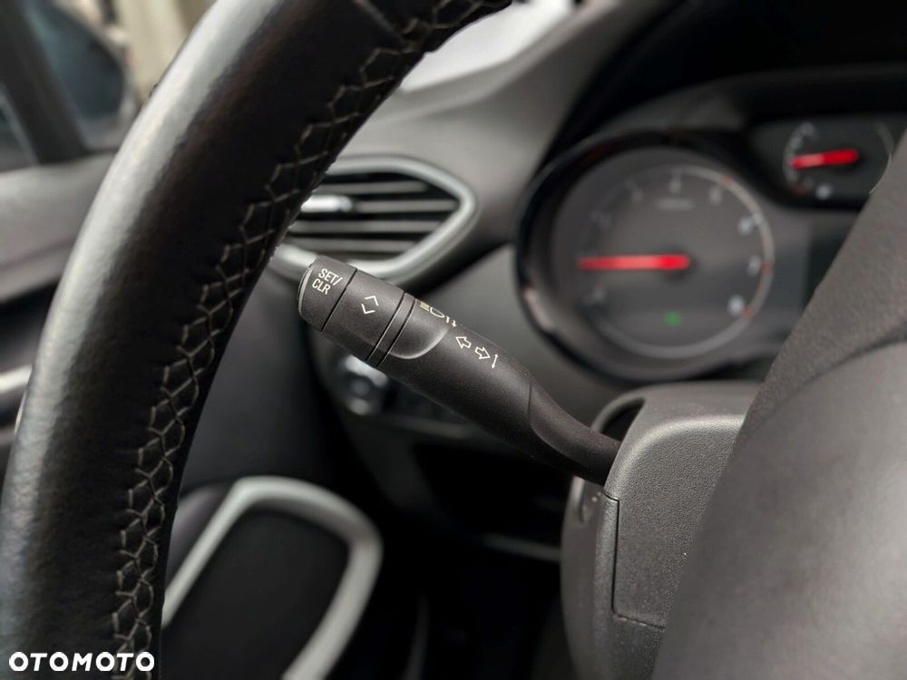 Opel Crossland X 1.2 T 120 Lat S&S - 21