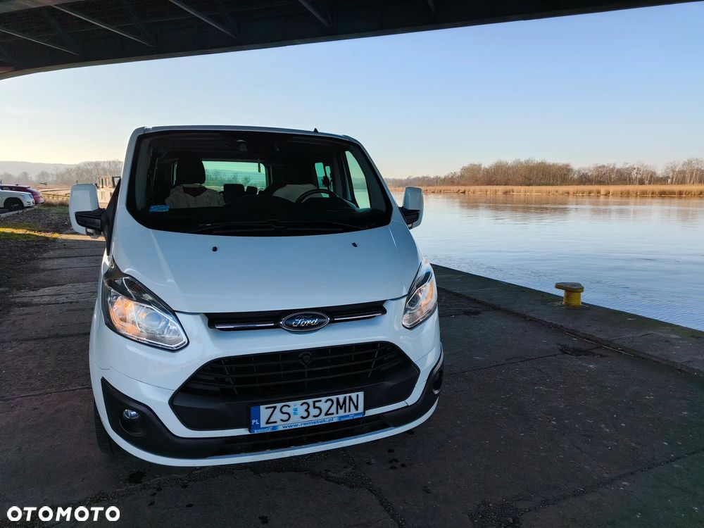 Ford Tourneo Custom 300 L2H1 VA Titanium - 7