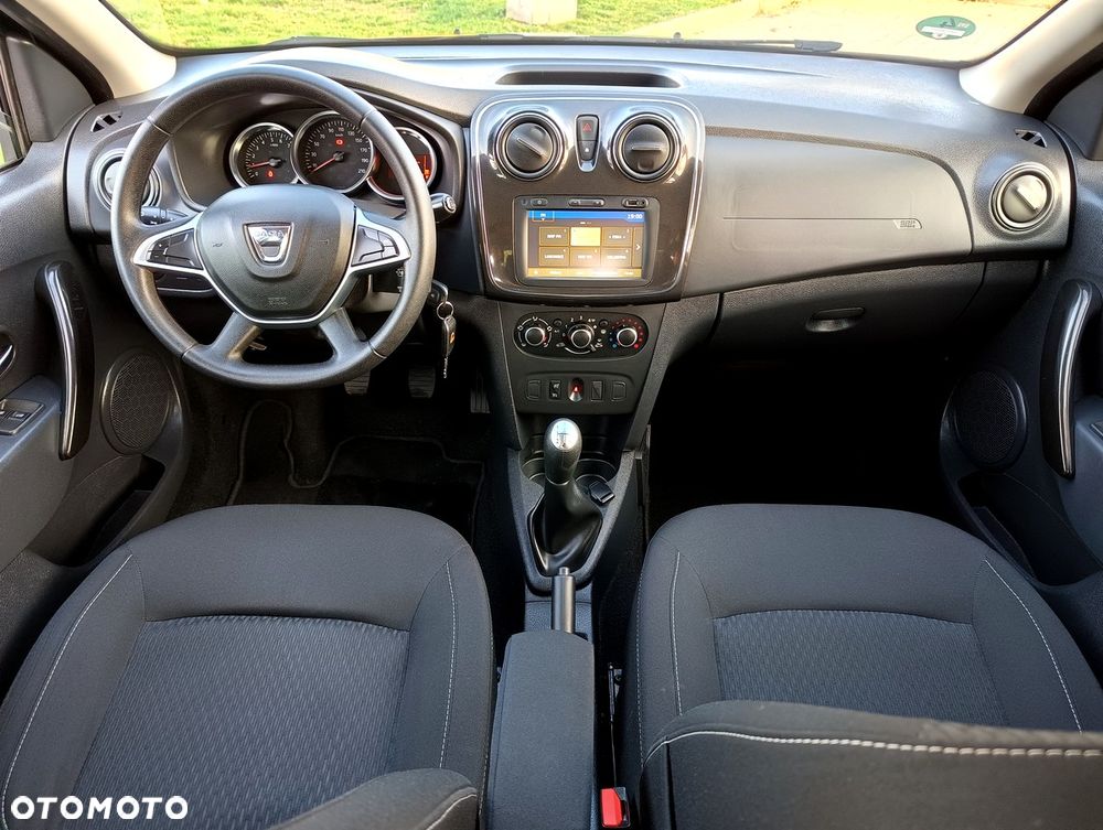 Dacia Sandero 0.9 TCe Laureate - 15