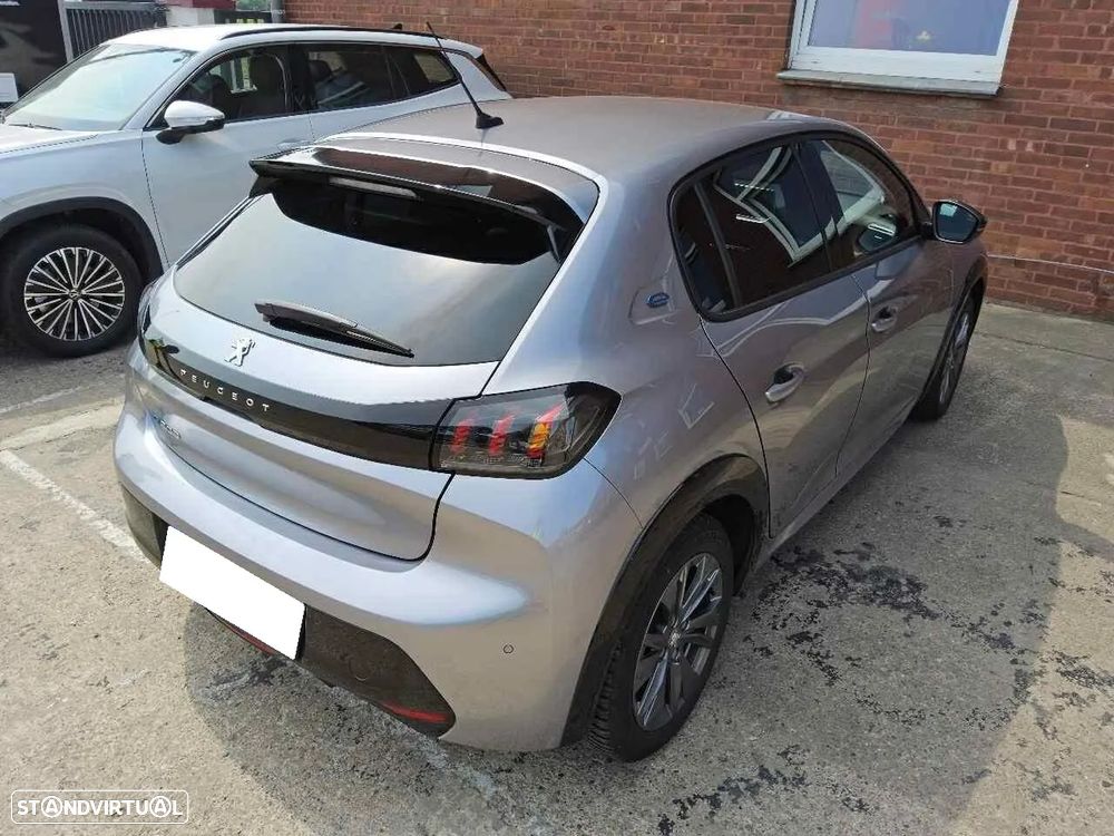 Peugeot e-208 Allure - 2