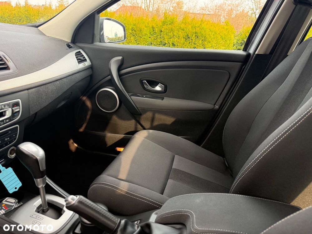 Renault Megane 2.0 140 CVT Bose Edition - 10