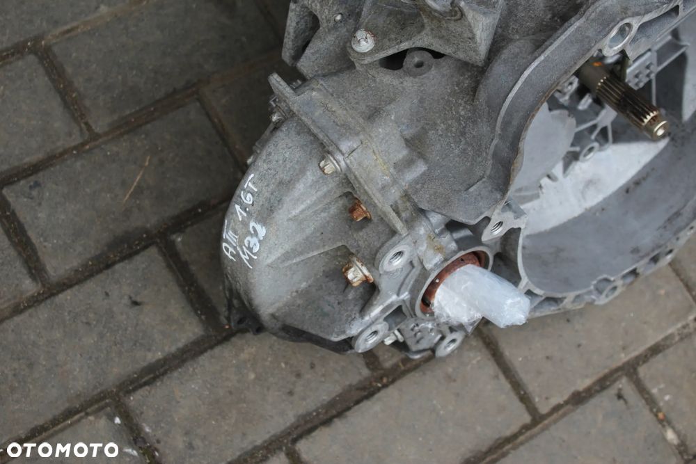 SKRZYNIA BIEGÓW M32 OPEL ASTRA H MERIVA A 1.6 TURBO - 4