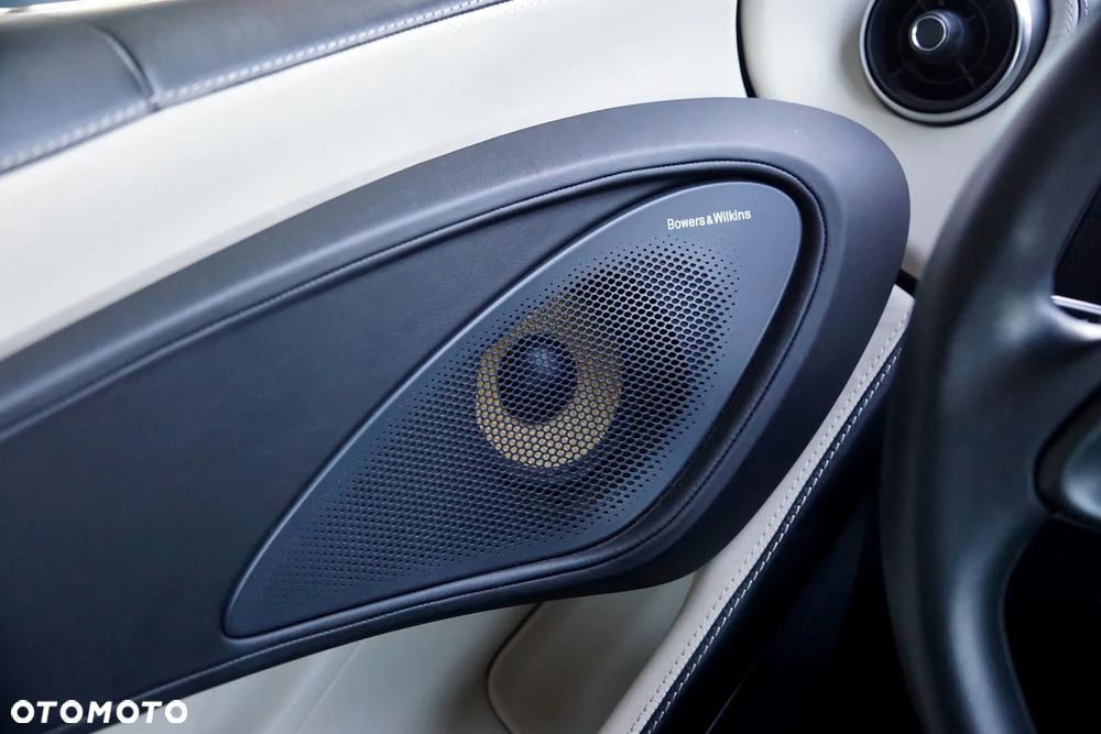 McLaren 570S Coupe - 36