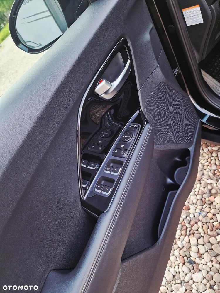 Kia Niro 1.6 GDI Hybrid L Business Line - 12
