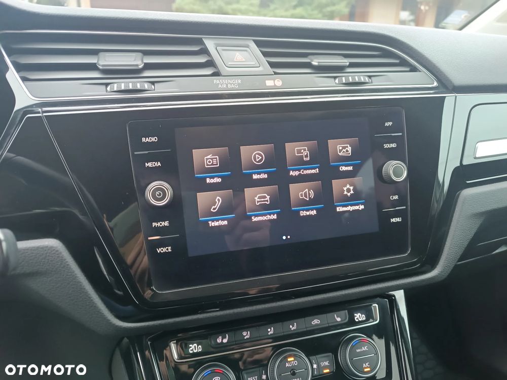 Volkswagen Touran 1.5 TSI EVO Highline - 27