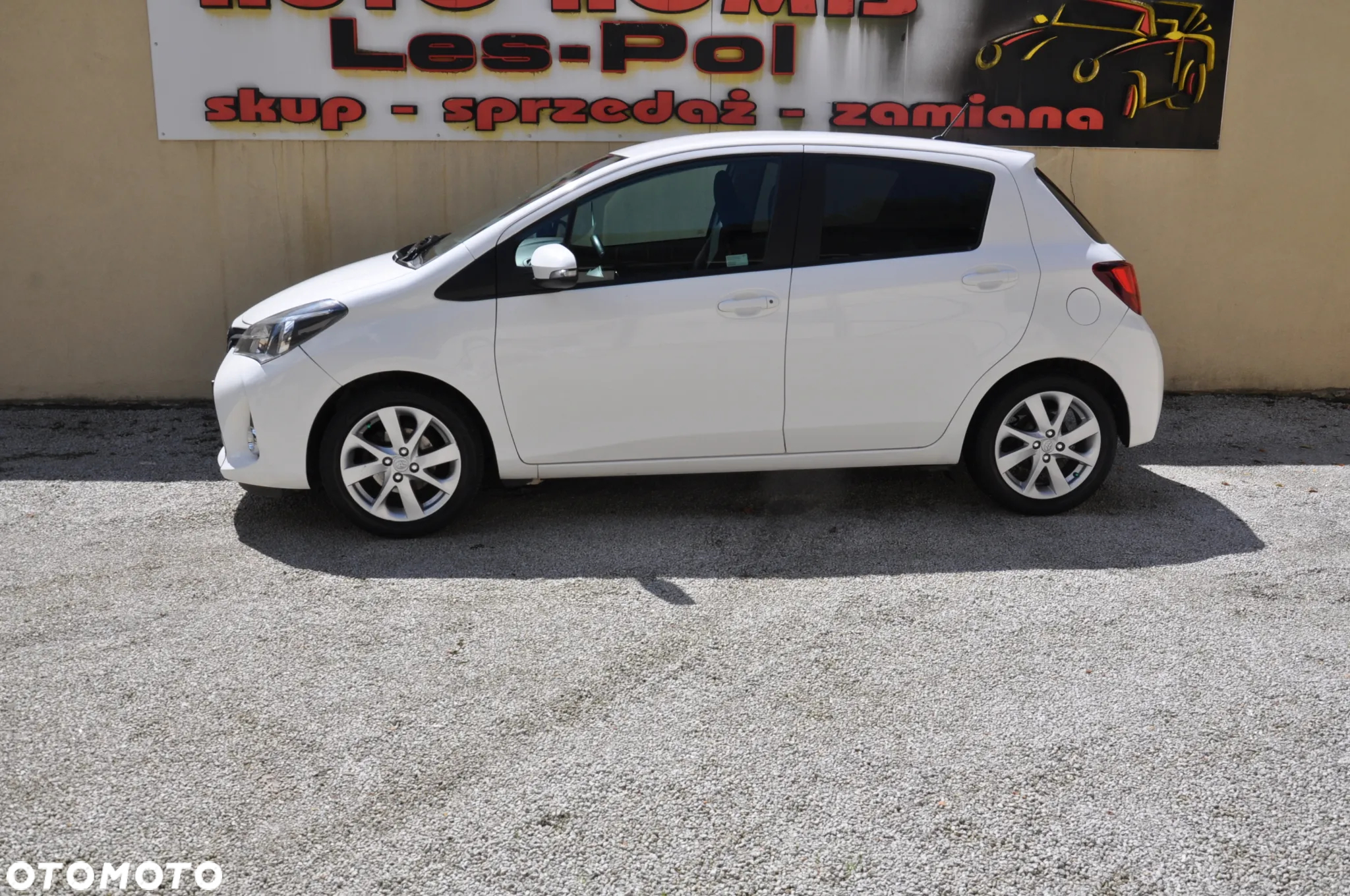 Toyota Yaris - 14