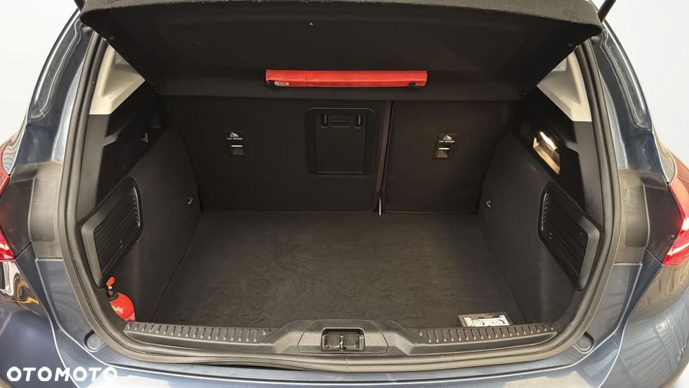 Ford Focus 1.0 EcoBoost mHEV Titanium X - 12