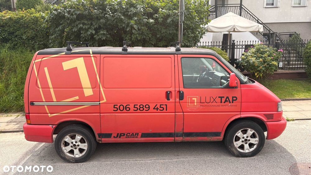 Volkswagen Transporter - 2
