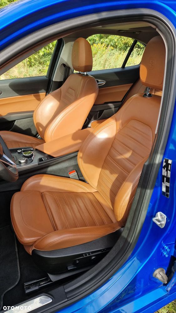 Alfa Romeo Giulia 2.0 Turbo Veloce Q4 - 15