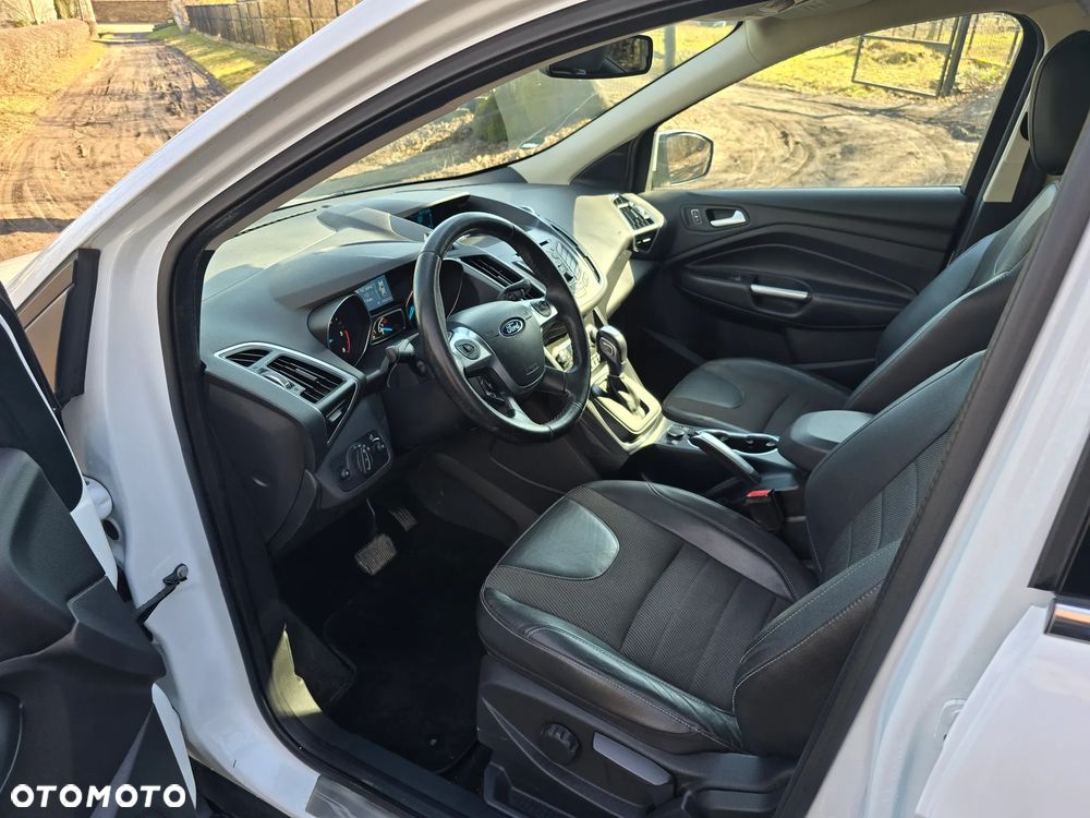 Ford Kuga 2.0 TDCi 4x4 Titanium - 12