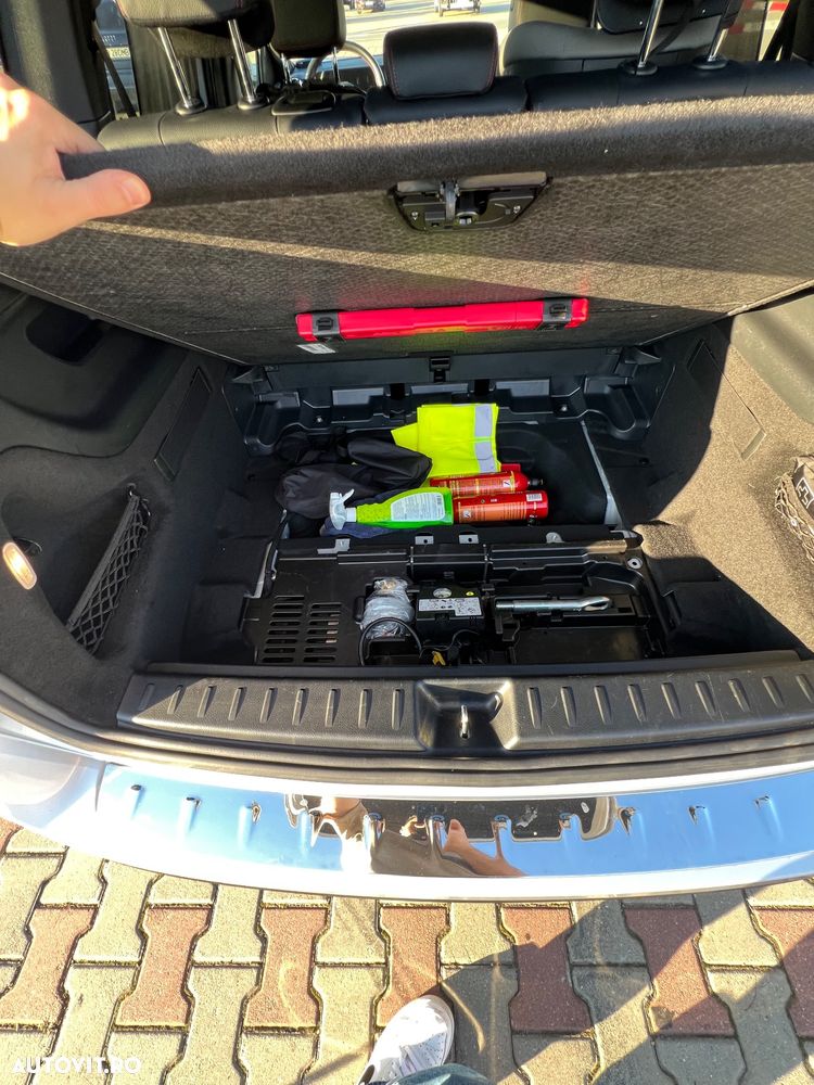 Mercedes-Benz GLB 250 4MATIC Aut. - 30