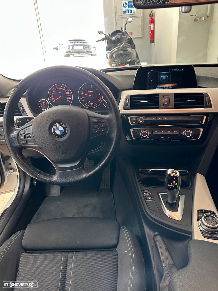 BMW 320 d Aut. Efficient Dynamics Edition - 12