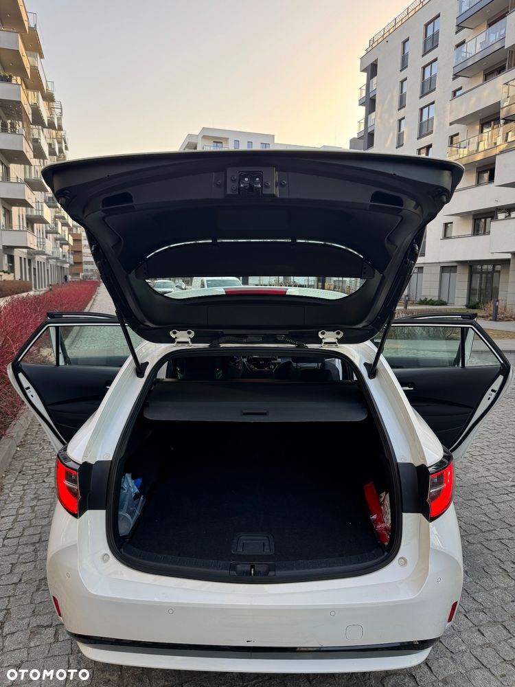 Toyota Corolla 1.8 Hybrid Comfort - 9