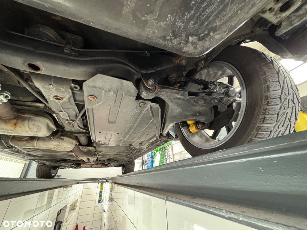 Audi A6 Avant 2.8 30V Quattro - 33