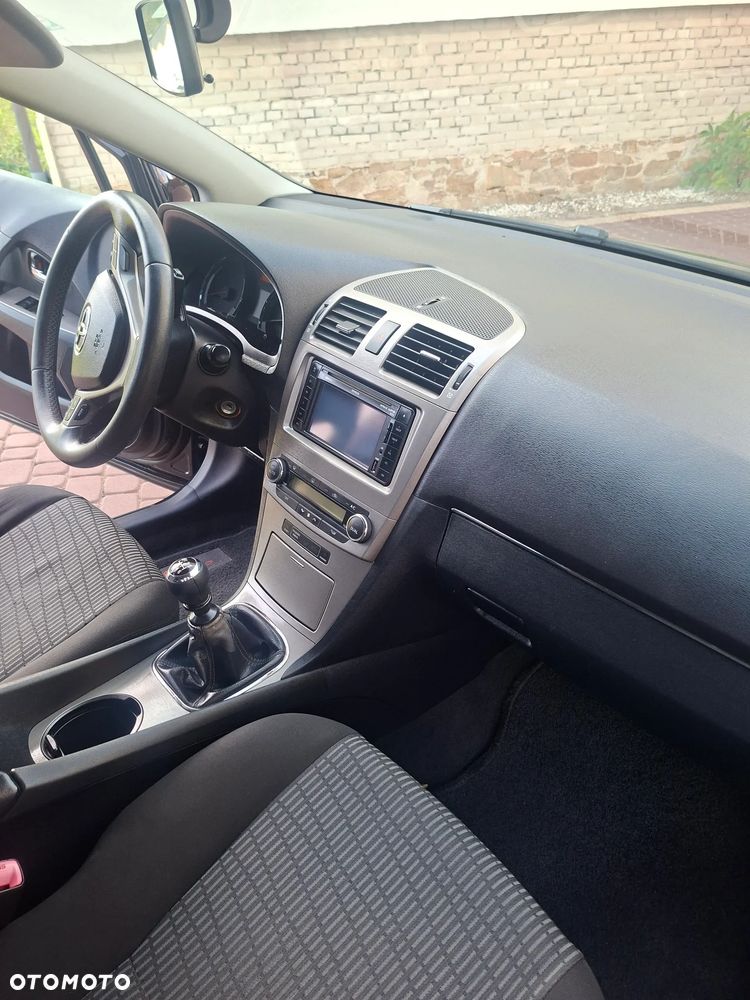 Toyota Avensis 1.8 Edition - 11