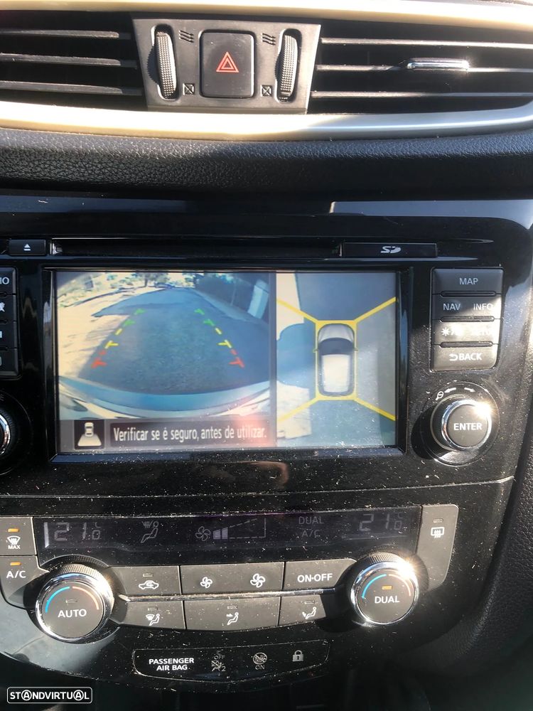 Nissan Qashqai 1.6 dCi Acenta Xtronic - 10