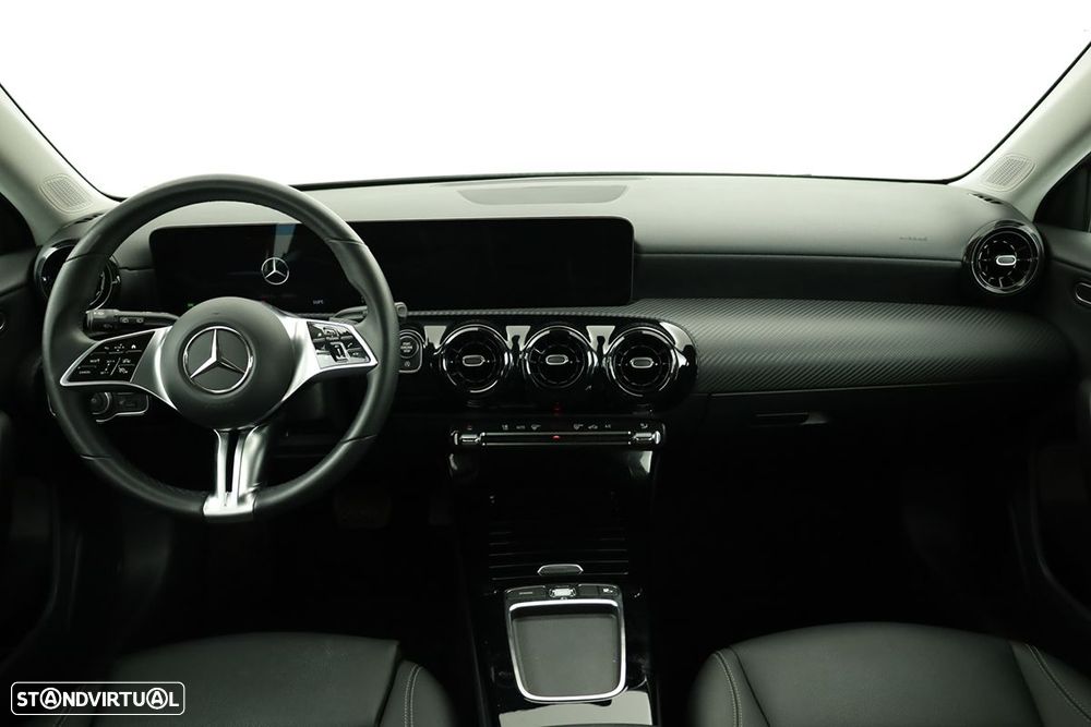 Mercedes-Benz A 200 Standard - 8