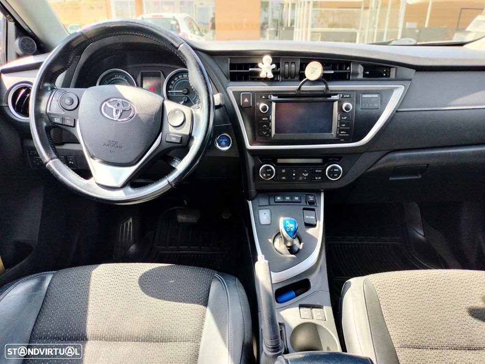 Toyota Auris Touring Sports 1.8 HSD Exclusive+Navi - 8