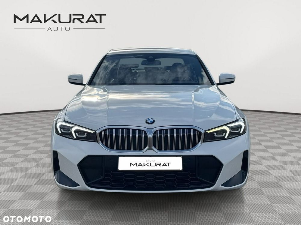 BMW 318I 2024 photo 5