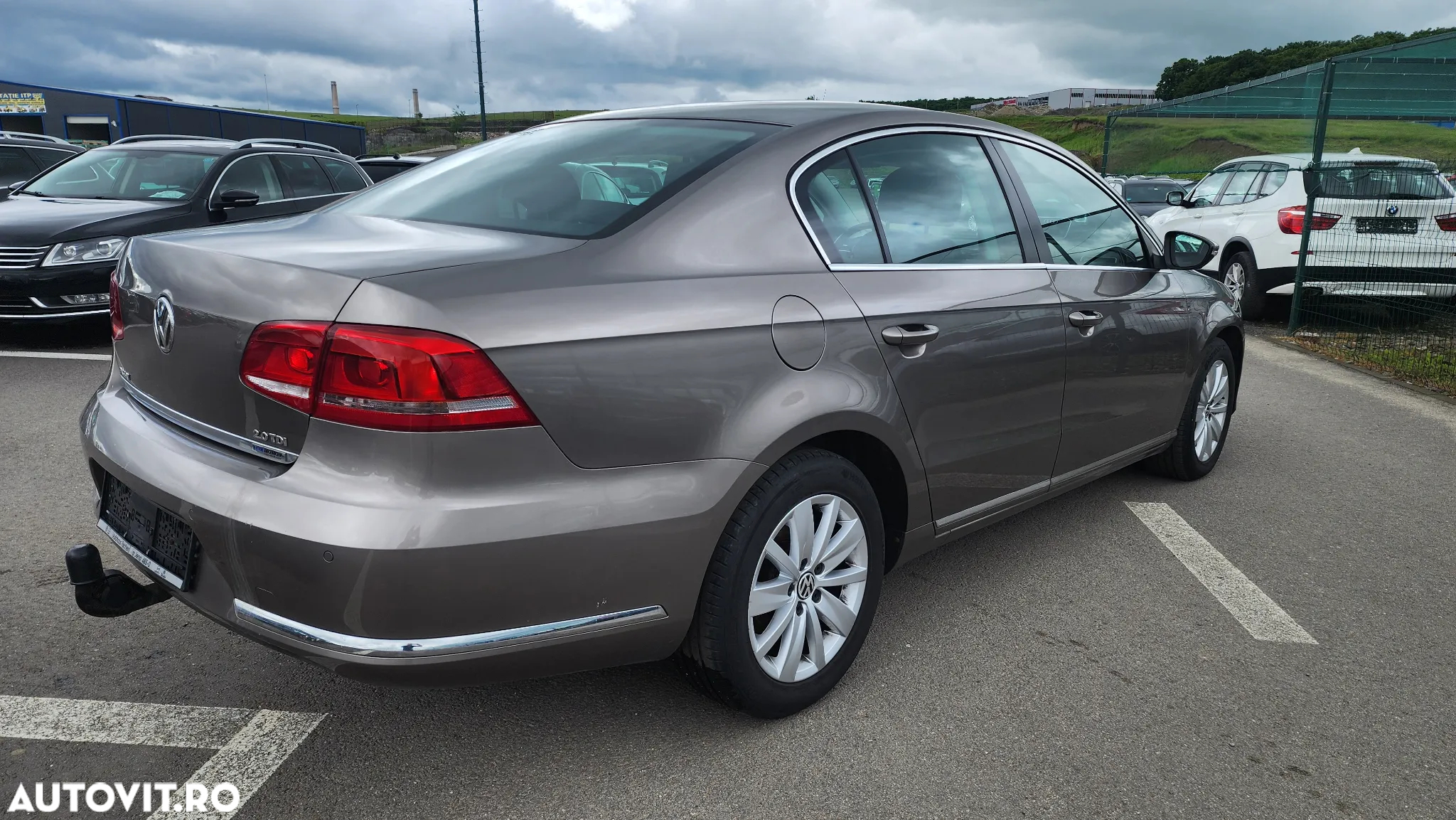 Volkswagen Passat - 3