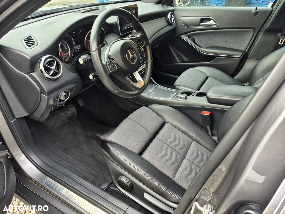 Mercedes-Benz GLA 200 d 4MATIC Aut. - 27