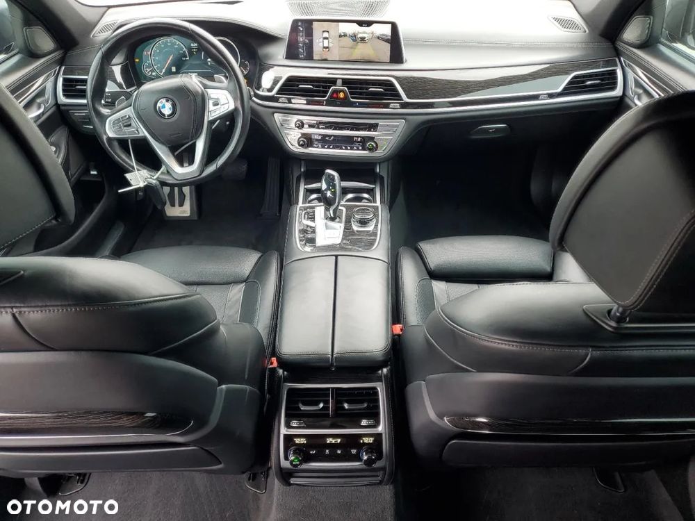BMW Seria 7 - 7