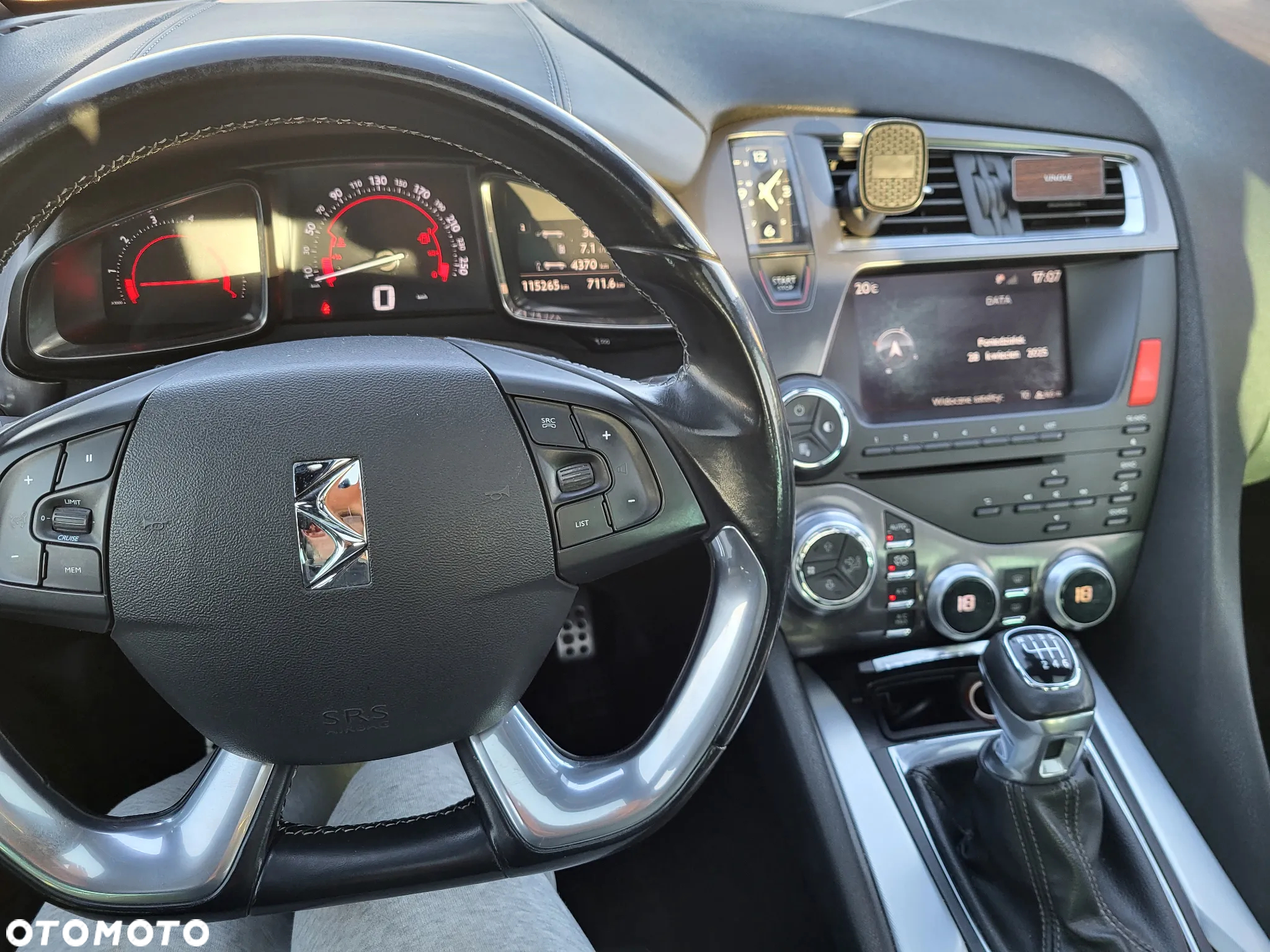 Citroën DS5 2.0 HDi SportChic - 5