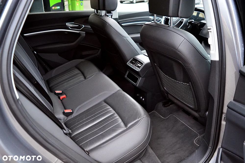 Audi e-tron 55 Quattro Advanced - 22