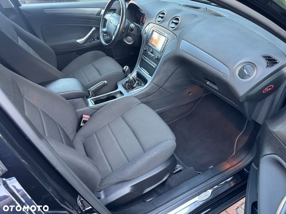 Ford Mondeo 1.6 T Titanium - 33