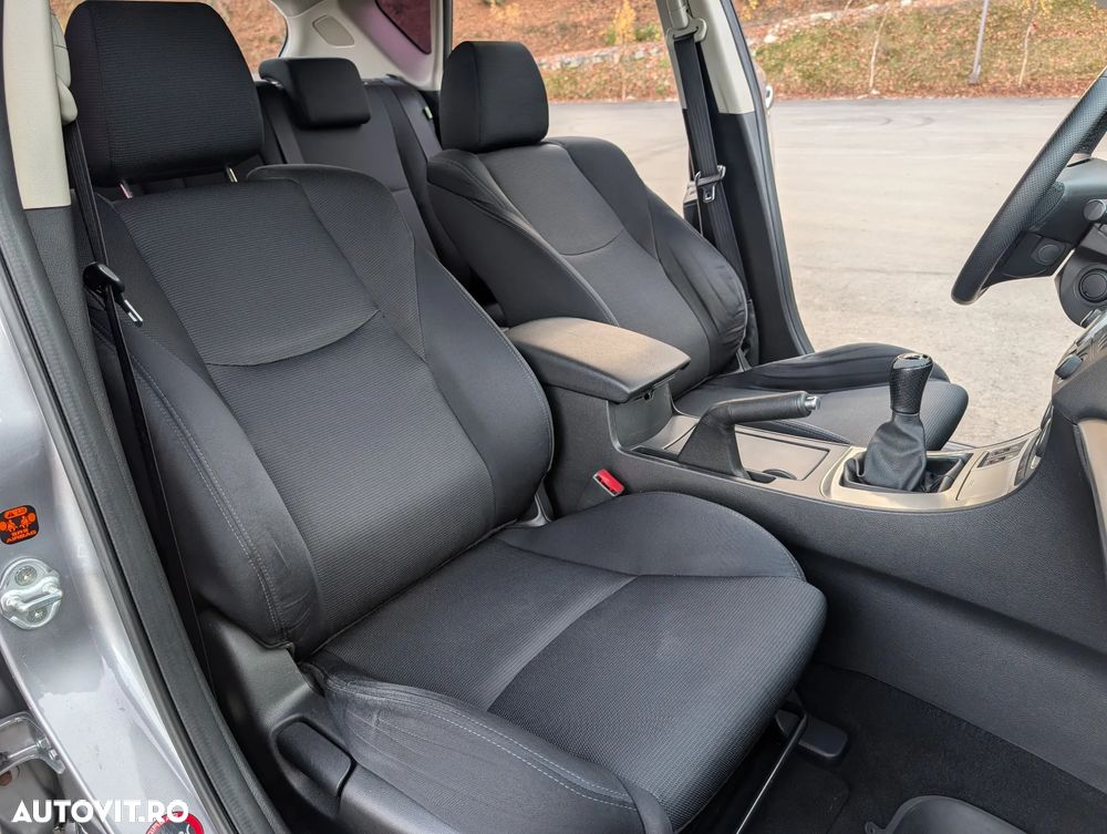 Mazda 3 2.0 MZR DISI Exclusive-Line - 11