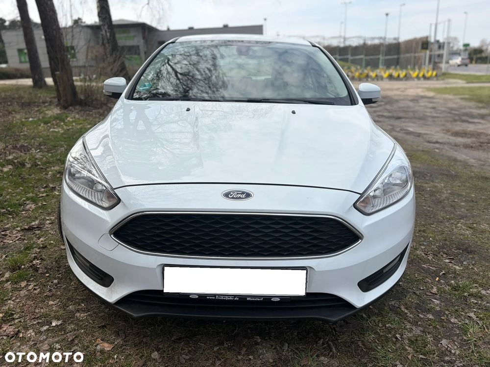 Ford Focus 1.0 EcoBoost Trend - 10