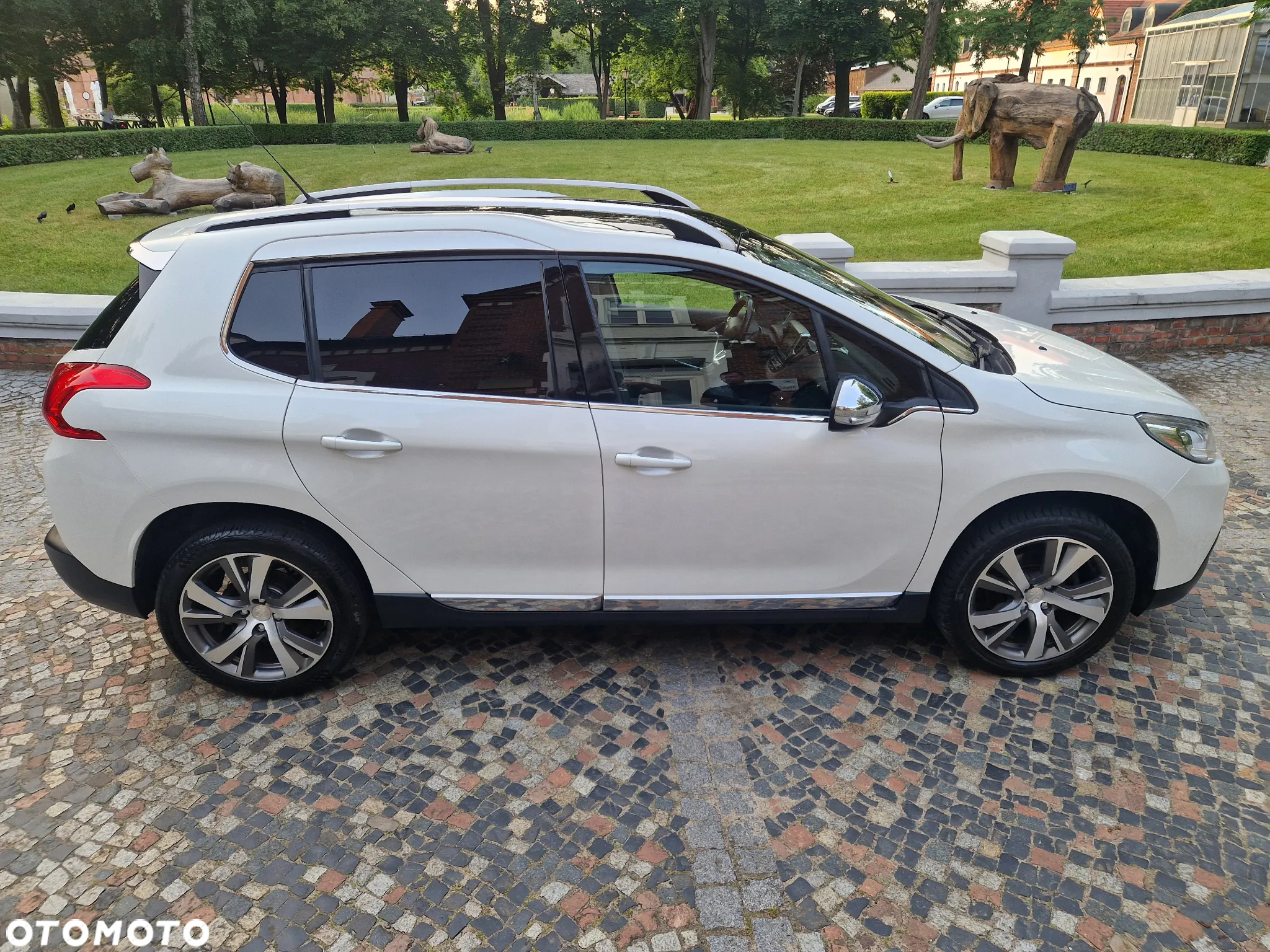 Peugeot 2008 120 VTI Allure - 5