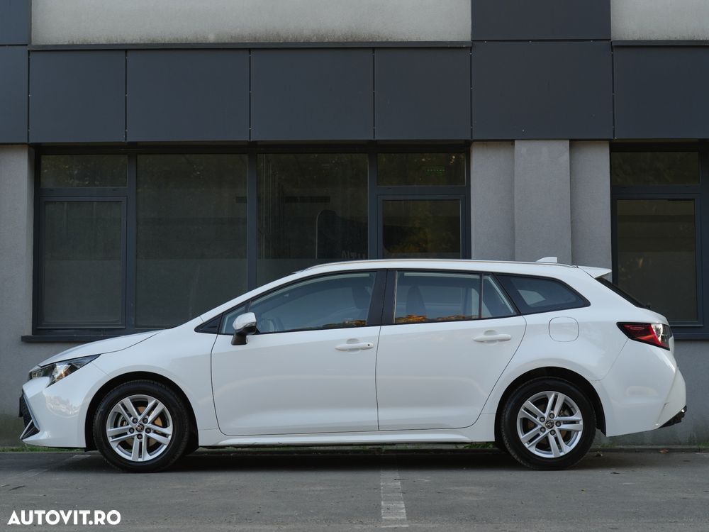 Toyota Corolla 1.8 Business Edition - 22