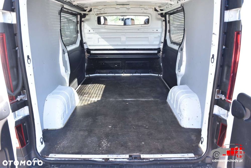 Renault Trafic - 9