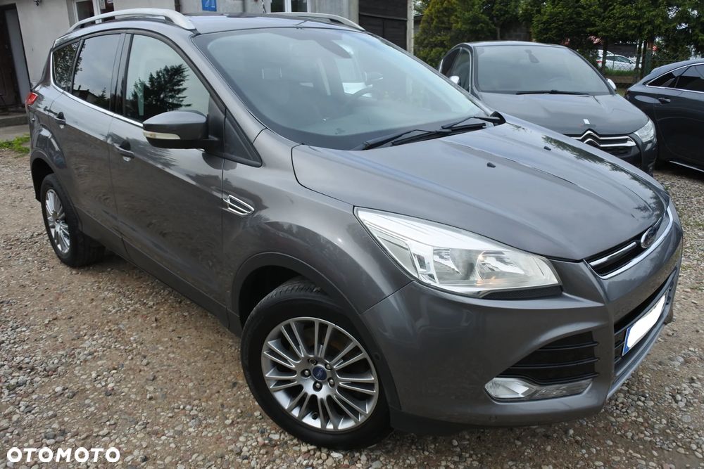 Ford Kuga 2.0 TDCi 2x4 Titanium - 2