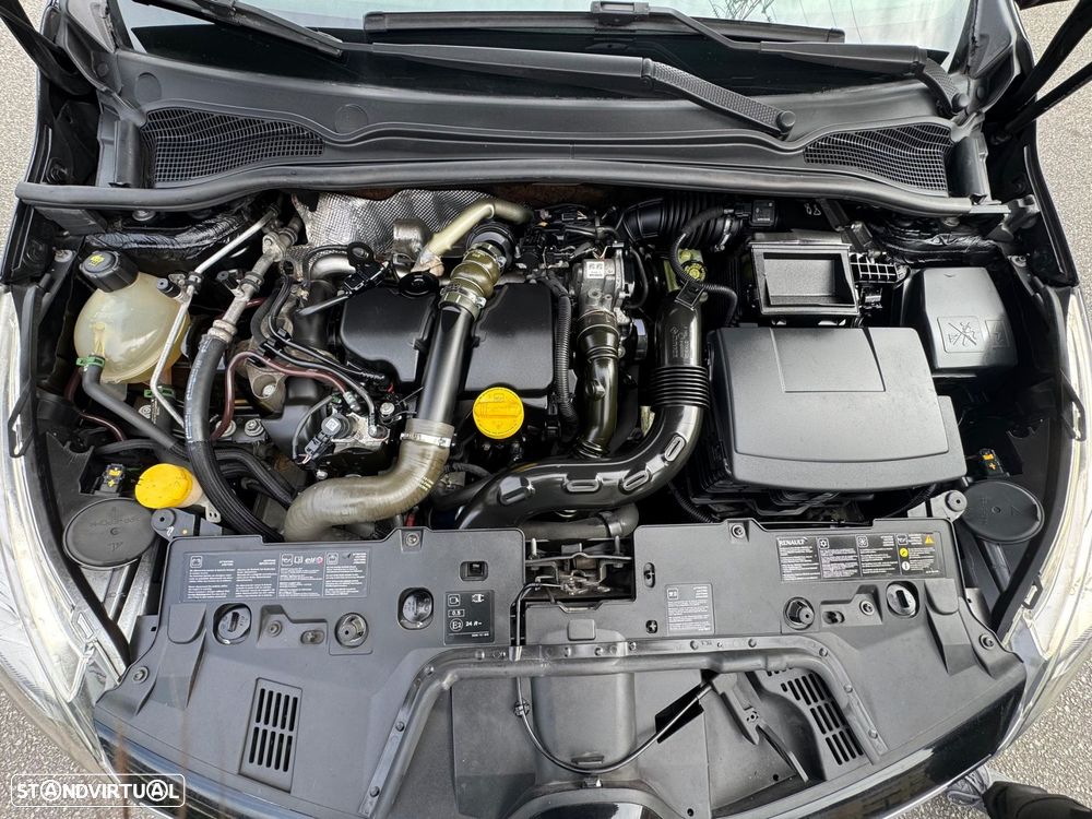 Renault Clio - 19