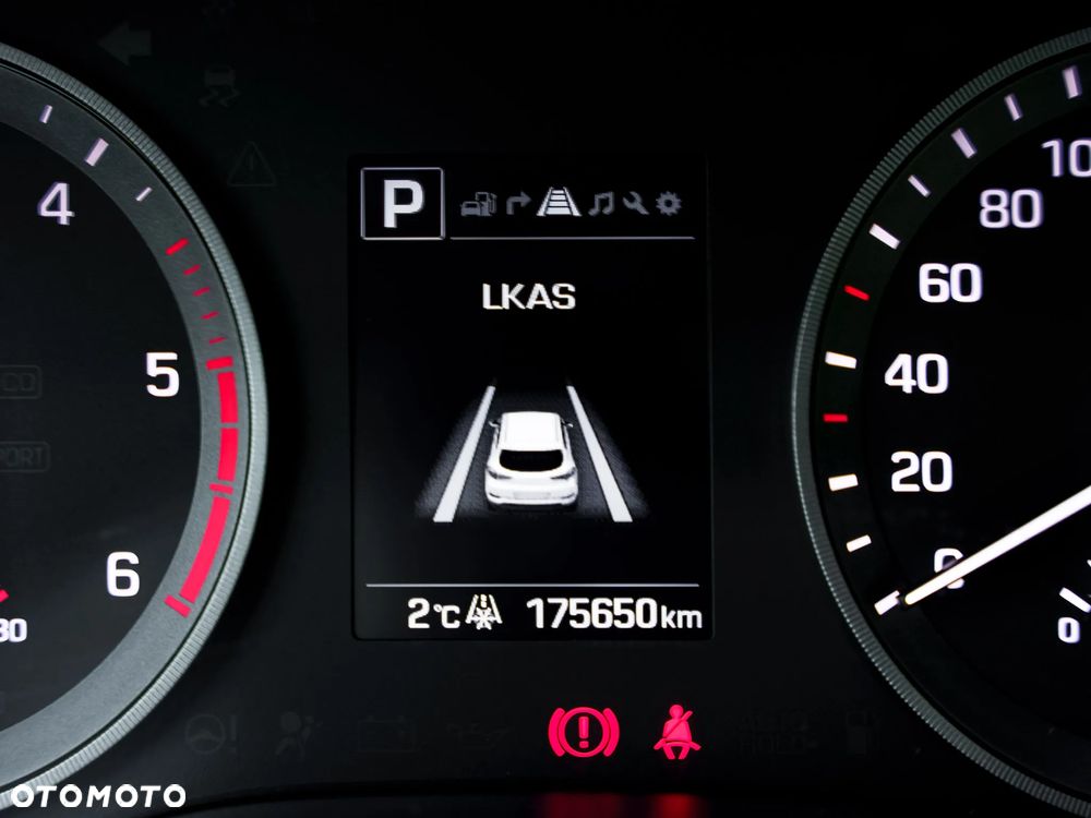 Hyundai Tucson blue 1.7 CRDi 2WD DCT Premium - 27