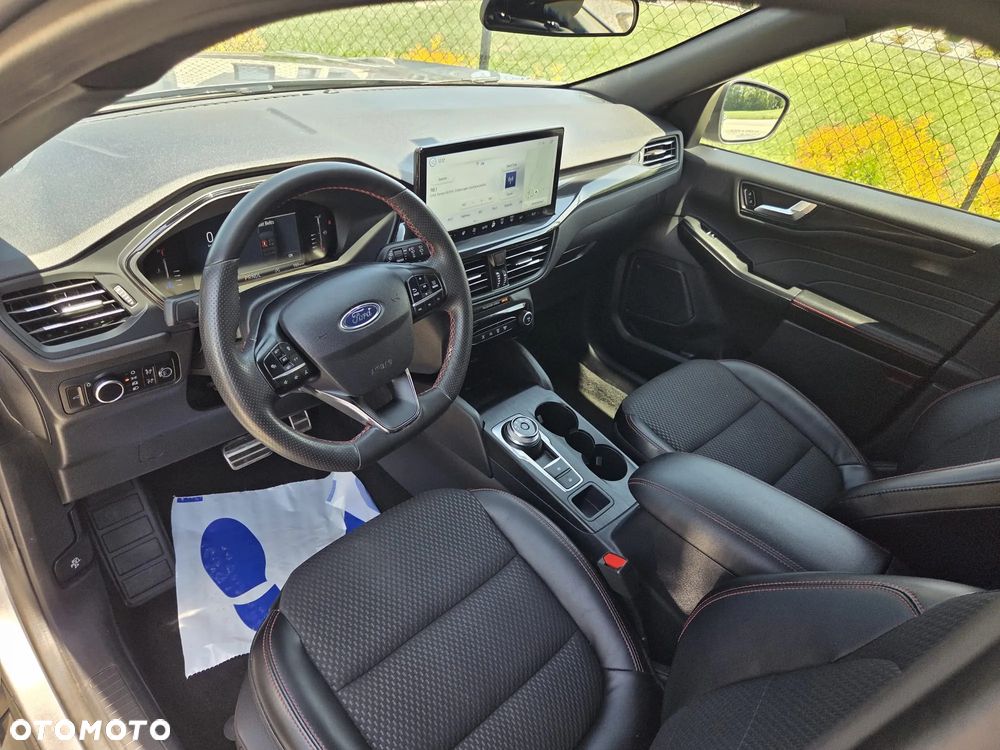 Ford Kuga - 16