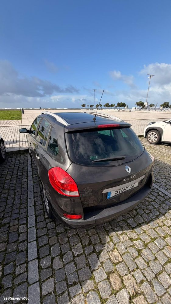 Renault Clio Sport Tourer - 2