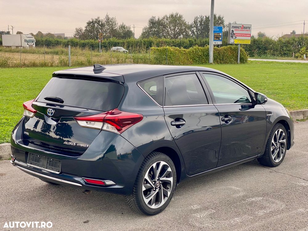 Toyota Auris 1.8 L VVT-i Hybrid Sol - 5