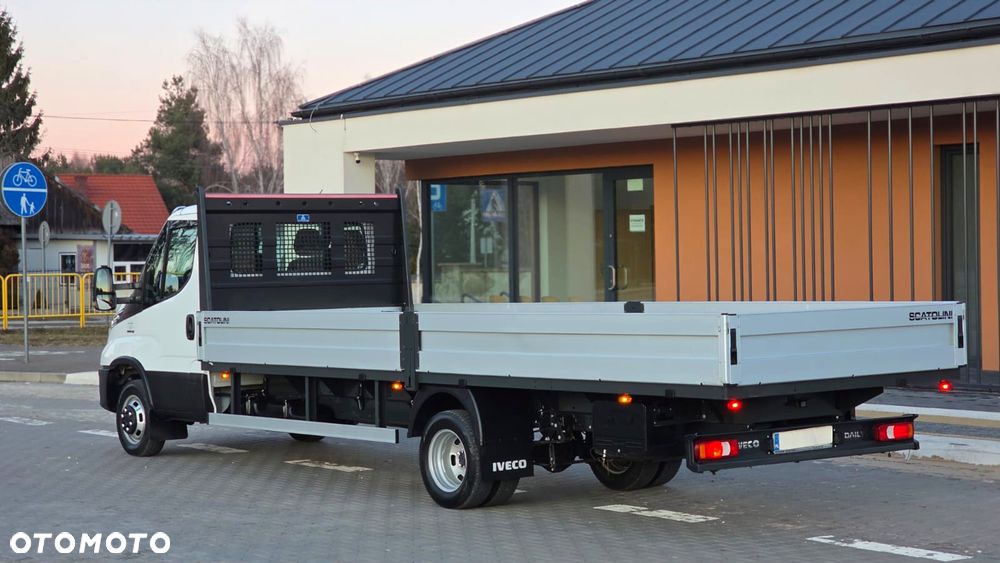Iveco ❗️❗️DAILY 3.0 180KM MAXI 50C18 JAK NOWY ❗️❗️NOWY MODEL / SKRZYNIA OTWARTA SCATOLINI / 3500KG HAK / PIERWSZY WŁASCICIEL / NAVI / KAMERA COFANIA / FULL LED / TEMPOMAT AKTYWNY / BLIŹNIAKI / BURTY ALUMINIOWE / WERSJA WZMOCNIONA / FULL OPCJA / SERWIS ASO / SALON POLSKA / 35C15 50C15 35C18❗❗ JAK Z SALONU - NOWY -❗❗ - 21