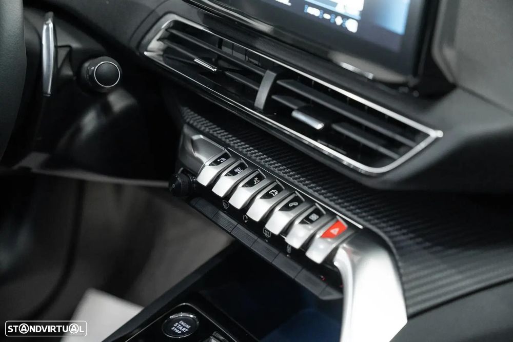 Peugeot 5008 1.5 BlueHDi Allure EAT8 - 19