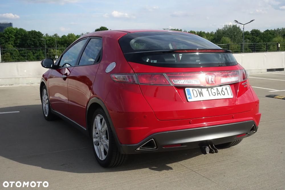Honda Civic 1.8 Executive NAVI - 12