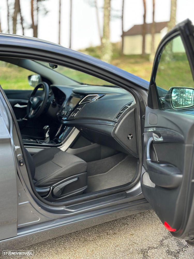 Hyundai i40 SW 1.7 CRDi Blue Comfort - 29