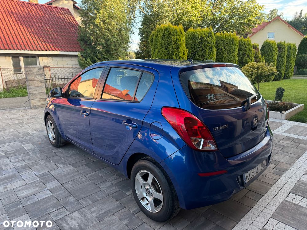 Hyundai i20 1.1 CRDi Trend - 39