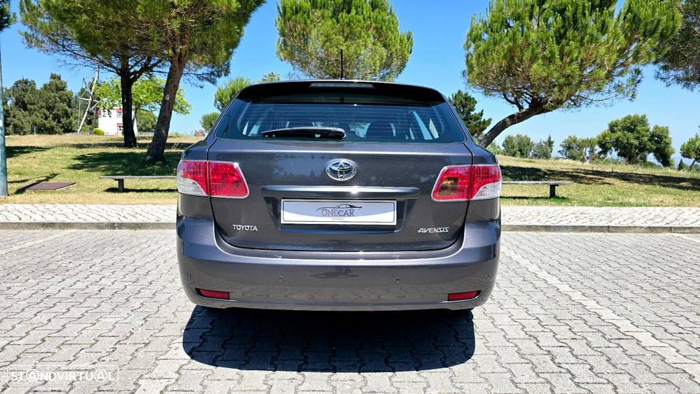 Toyota Avensis SD 2.0 D-4D Exclusive +Pele+GPS - 12