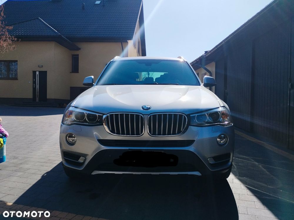 BMW X3 xDrive28i xLine - 2