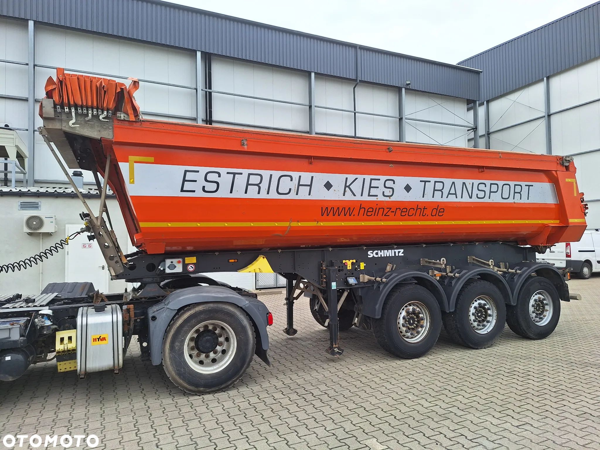Schmitz Cargobull Ski - 1