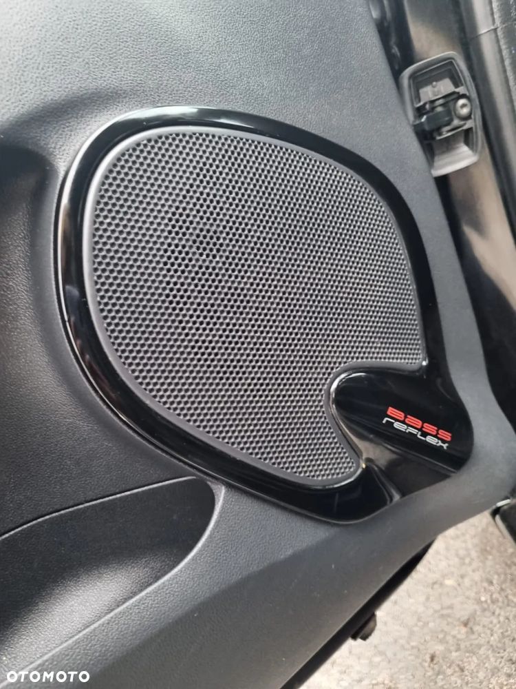 Renault Clio 0.9 Energy TCe Intens+ EU6 - 14