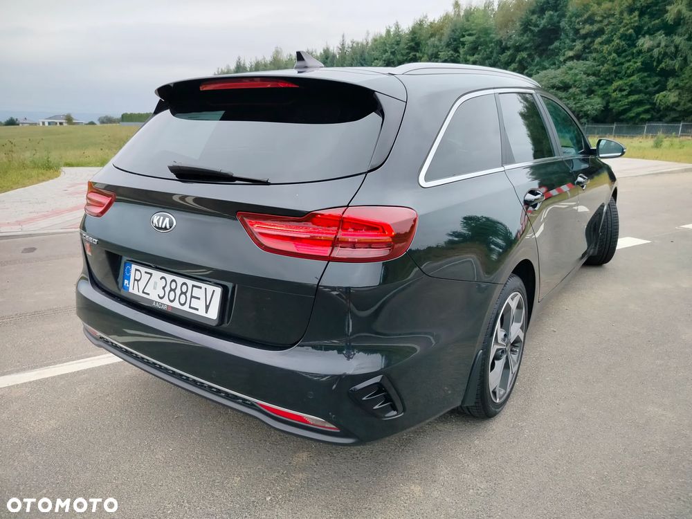 Kia Ceed 1.6 CRDi SCR L Business Line DCT - 4